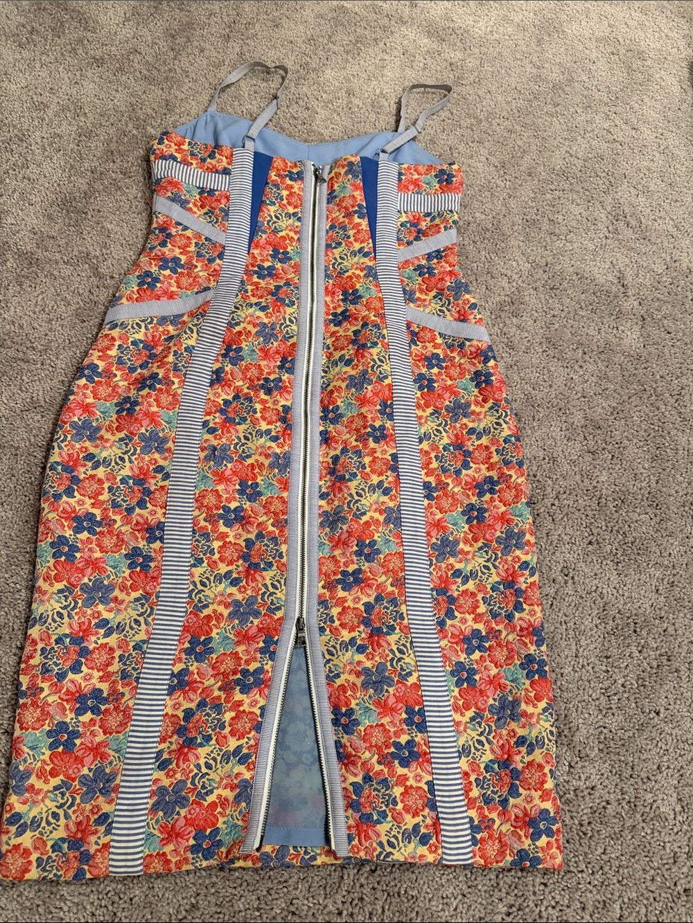 BCBG MaxAzria Ayla floral print Dress Sz 6 - Picture 6 of 8